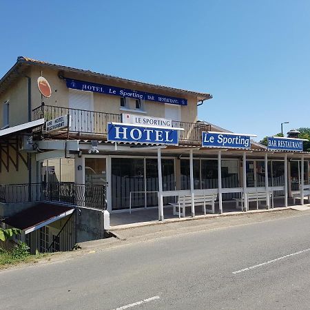 Le Sporting Hotell Beaumont-sur-Leze Exteriör bild